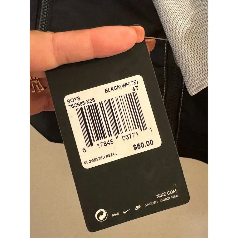 Nike‎ Boys' Windrunner Hooded Jacket Size 4T Black/White Full-Zip - Picture 3 of 3